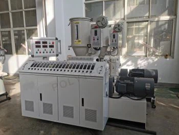 Peiriant Cynhyrchu Ffabrig Nonwoven Bach  600  Mm